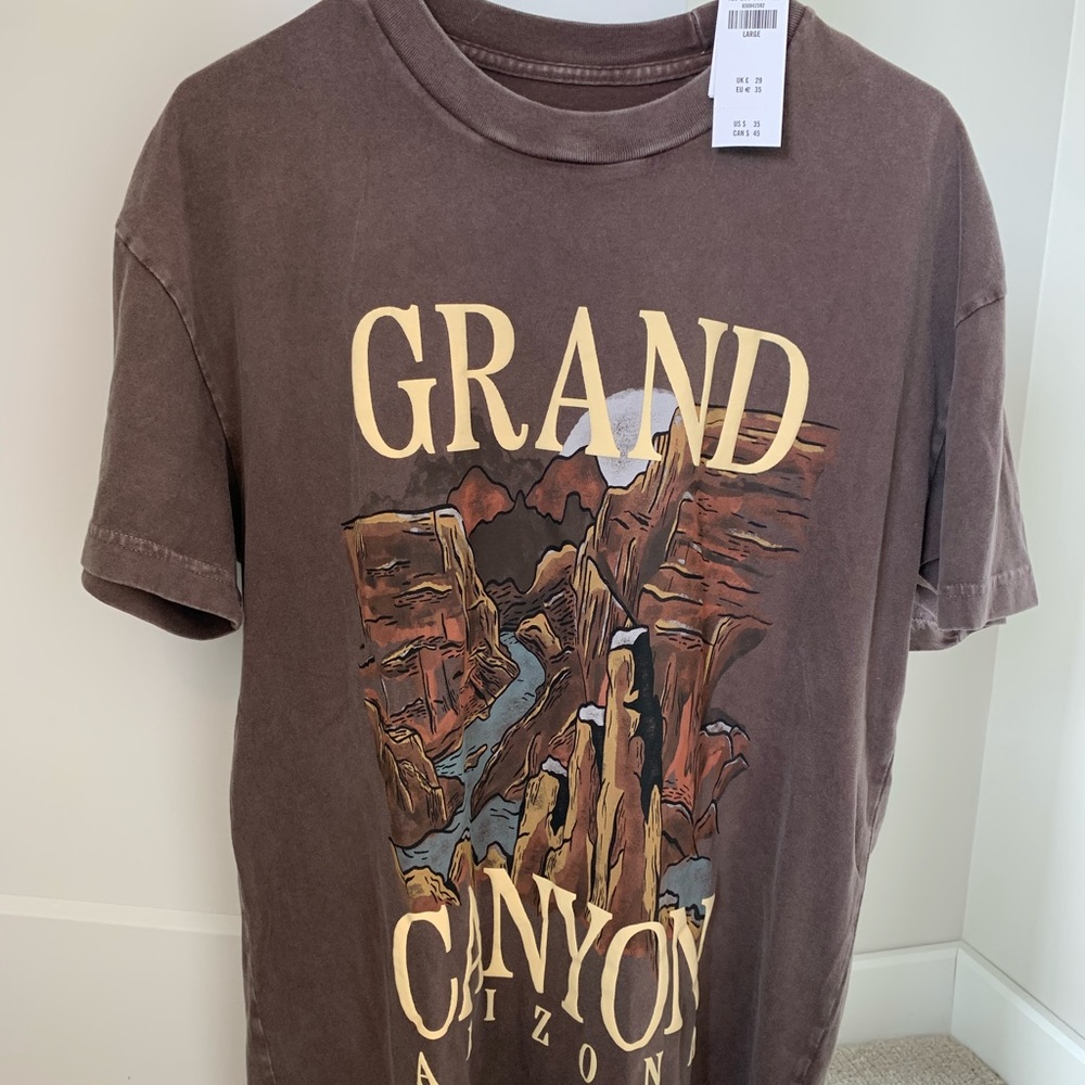 NWT a&f graphic tee